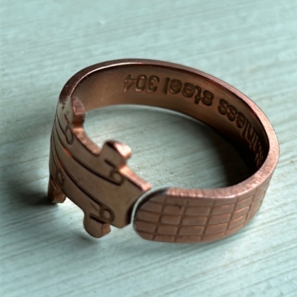 Stainless steel 304 guitar ring made from spoon aprox 13.5” - Picture 4 of 8